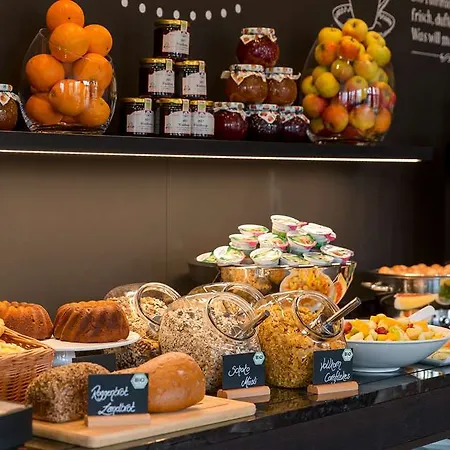 Motel One Berlin-Bellevue 